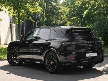 Porsche Cayenne III — photo 3