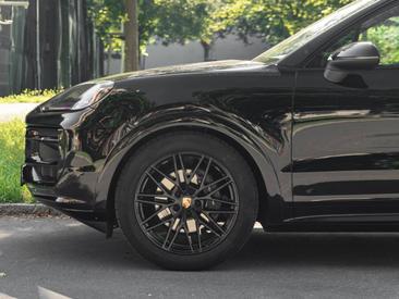 Porsche Cayenne III — photo 6