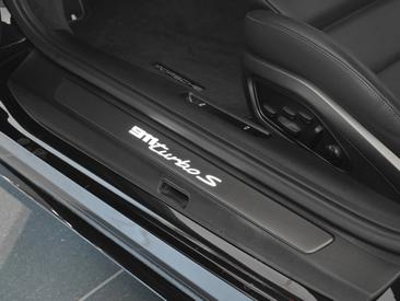 Porsche 992 I Turbo S Cabriolet — photo 21