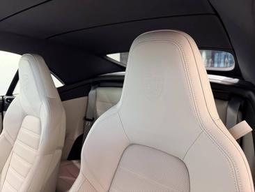 Porsche 992 II Carrera 4 GTS Cabriolet — photo 18