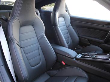 Porsche 992 II Carrera — photo 24