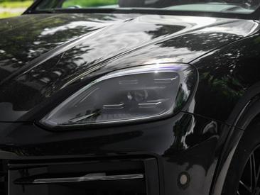 Porsche Cayenne III — photo 8