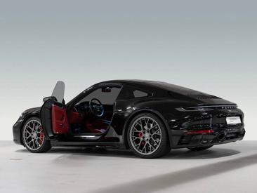 Porsche 992 I Carrera 4S — photo 5