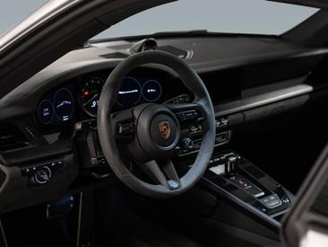 Porsche 992 I Carrera GTS — photo 30