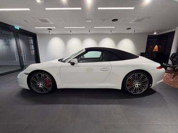 Porsche 991 I Carrera S Cabriolet — photo 2