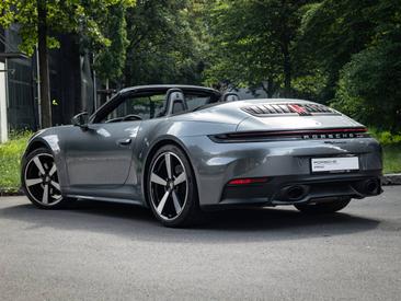 Porsche 992 II Carrera Cabriolet — photo 3