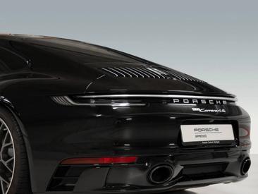 Porsche 992 I Carrera 4S — photo 10
