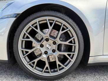 Porsche 992 II Carrera Cabriolet — photo 11