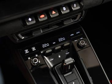 Porsche 992 I Carrera GTS — photo 38