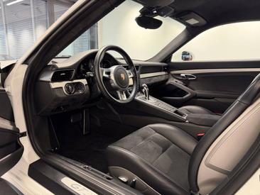 Porsche 991 I GT3 — photo 13