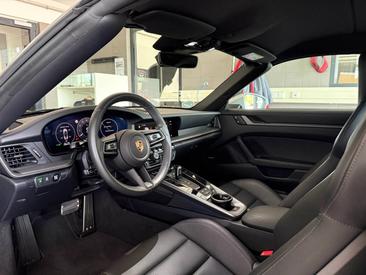 Porsche 992 II Carrera Cabriolet — photo 15