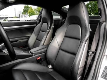 Porsche 991 II Carrera 4 — photo 12