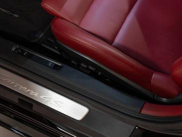 Porsche 992 I Carrera 4S — photo 21