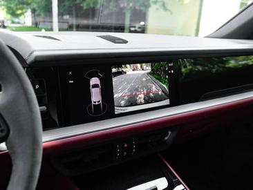 Porsche Cayenne III — photo 29
