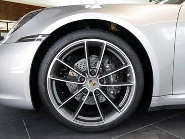 Porsche 992 I Targa 4 — photo 10