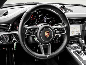 Porsche 991 II Carrera 4 — photo 13