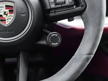 Porsche Cayenne III — photo 31