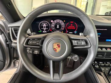 Porsche 992 II Carrera Cabriolet — photo 20