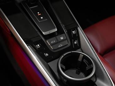 Porsche 992 I Carrera 4S — photo 24
