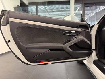 Porsche 991 I GT3 — photo 20