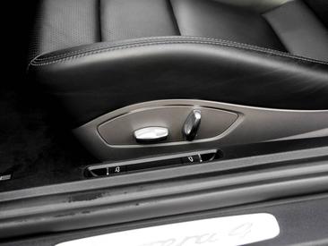 Porsche 991 II Carrera 4 — photo 19