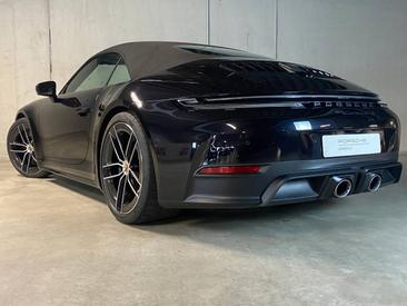 Porsche 992 II Carrera GTS Cabriolet — photo 9