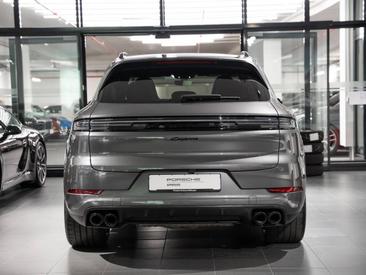 Porsche Cayenne III E-Hybrid — photo 6