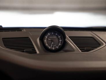 Porsche 992 I Carrera 4S — photo 36
