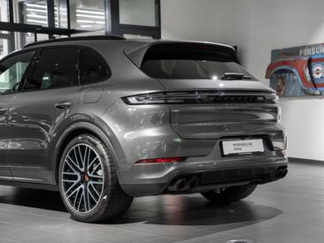 Porsche Cayenne III E-Hybrid — photo 7