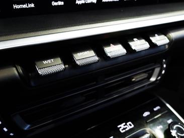 Porsche 992 I Targa 4 — photo 27