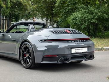 Porsche 992 II Carrera S Cabriolet — photo 9