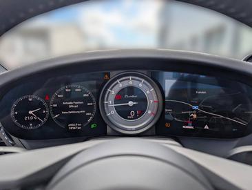 Porsche 992 I Turbo Cabriolet — photo 13