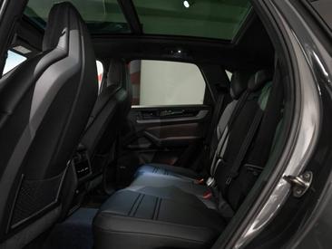 Porsche Cayenne III E-Hybrid — photo 15