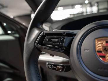 Porsche Cayenne III E-Hybrid — photo 21
