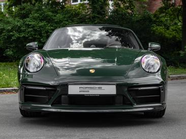 Porsche 992 I Targa 4S — photo 6