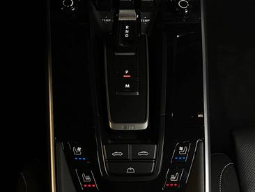 Porsche 992 II Carrera GTS Cabriolet — photo 27