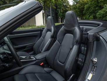 Porsche 992 II Carrera S Cabriolet — photo 25