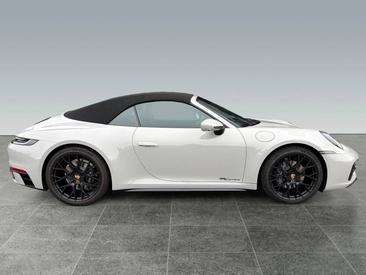Porsche 992 I Carrera Cabriolet — photo 5