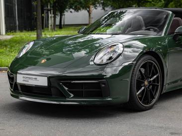 Porsche 992 I Targa 4S — photo 9