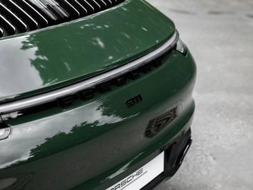 Porsche 992 I Targa 4S — photo 11