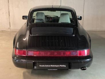 Porsche 964 Carrera 4 Coupe — photo 5