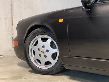 Porsche 964 Carrera 4 Coupe — photo 6