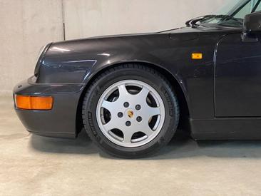 Porsche 964 Carrera 4 Coupe — photo 7