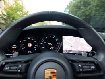 Porsche 992 I Carrera 4S Cabriolet — photo 18