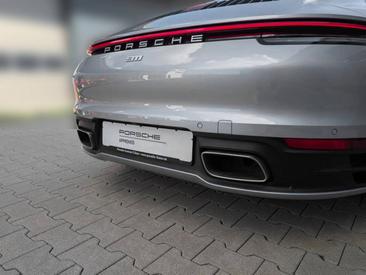 Porsche 992 I Carrera — photo 9