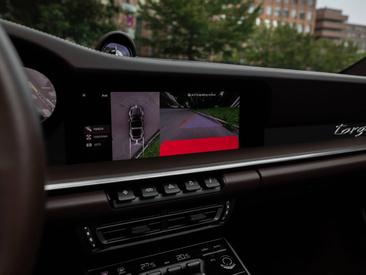 Porsche 992 I Targa 4S — photo 17