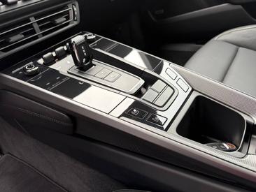 Porsche 992 I Carrera Cabriolet — photo 17