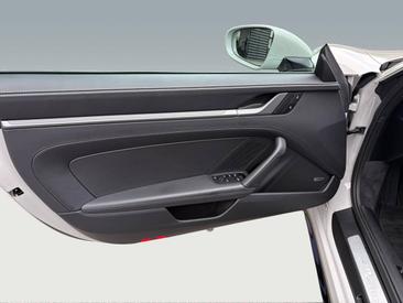 Porsche 992 I Carrera Cabriolet — photo 19