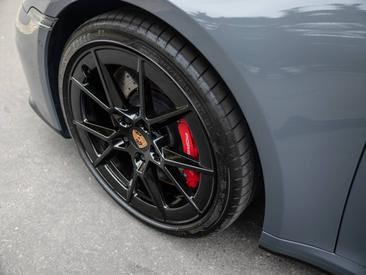 Porsche 992 II Carrera S Cabriolet — photo 37