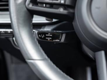 Porsche 992 I Carrera 4S Cabriolet — photo 24